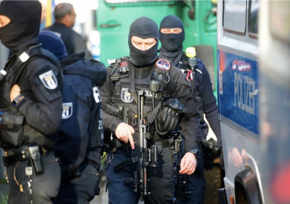 مكافحة الإرهاب فى ألمانيا..مداهمات واعتقالات