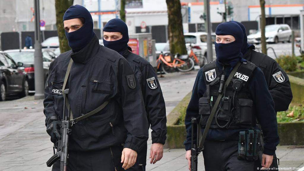 مكافحة الإرهاب.. تحقيقات في  قضايا  ضد متطرفين فى ألمانيا