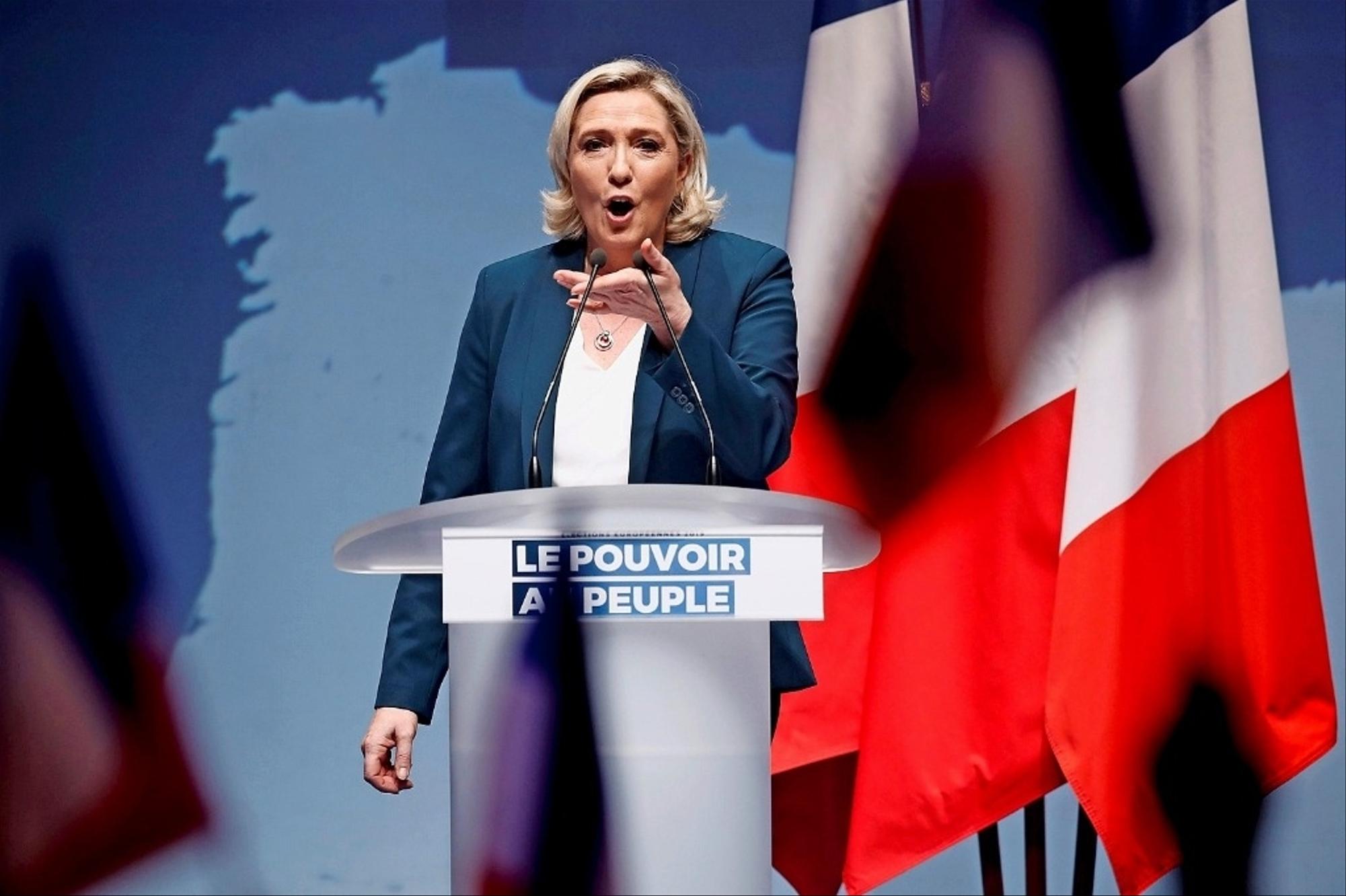 التطرف اليميني ـ مقترح قانون لمنع "الإيديولوجيات الإسلاموية"في فرنسا        