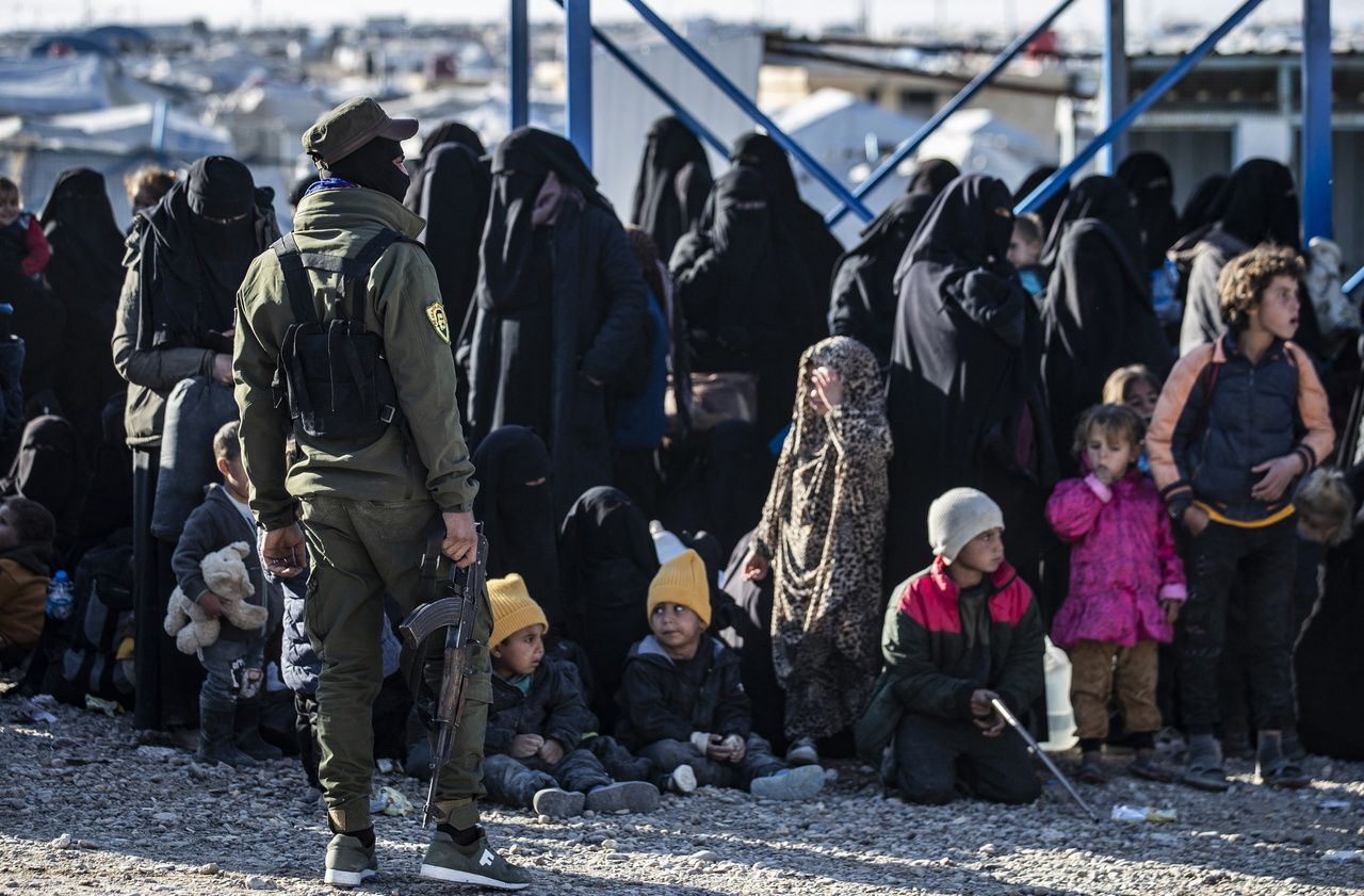 الجهاديون ـ البريطانيون المحتجزون في  مخيمات سوريا  ضحايا للاتجار بالبشر