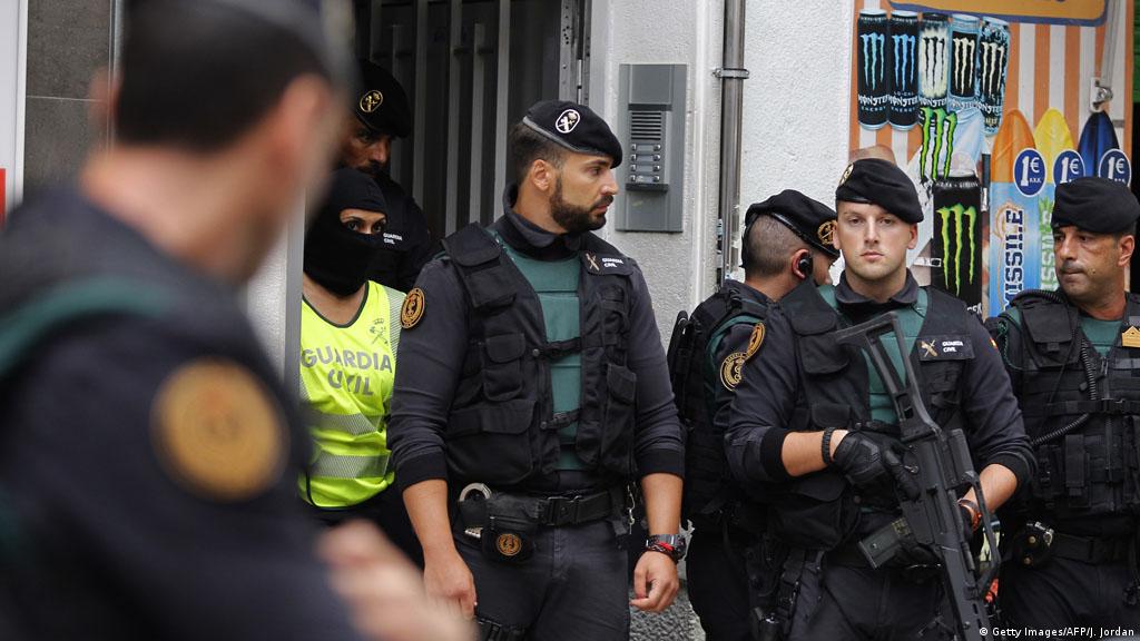  الاستخبارات الإسبانية ـ  اتهامات بالوقوف وراء سلسلة  هجمات برشلونة
