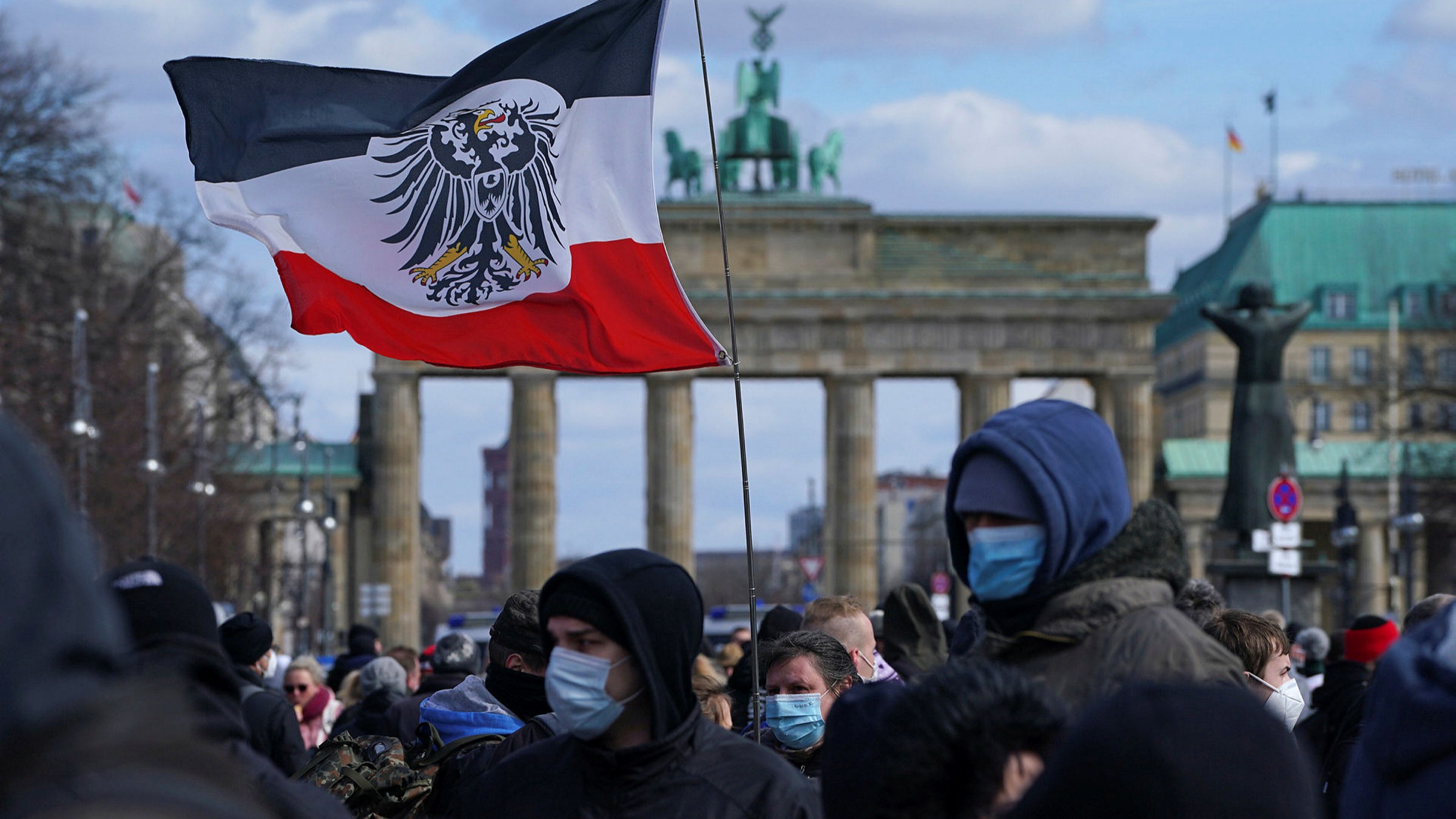 اليمين المتطرف في ألمانيا ـ  مخاوف من الانضمام إلى النزاع في أوكرانيا